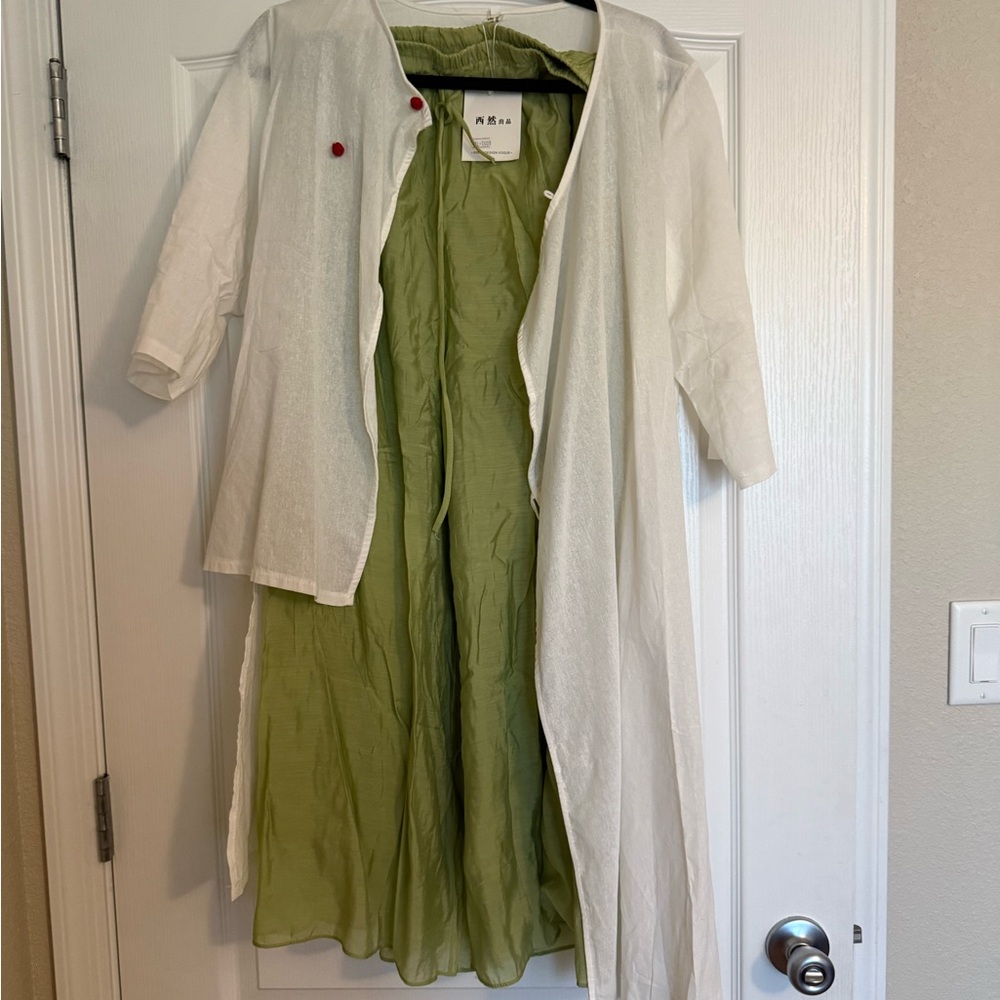 Lightweight Linen Modern Chinese Hanfu top and pants set | fits US L | NWT